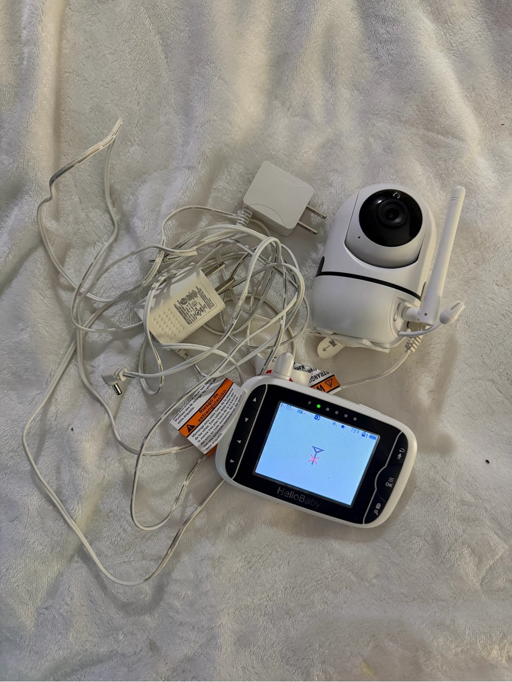 White Baby Monitor Video Camera and Parent Unit